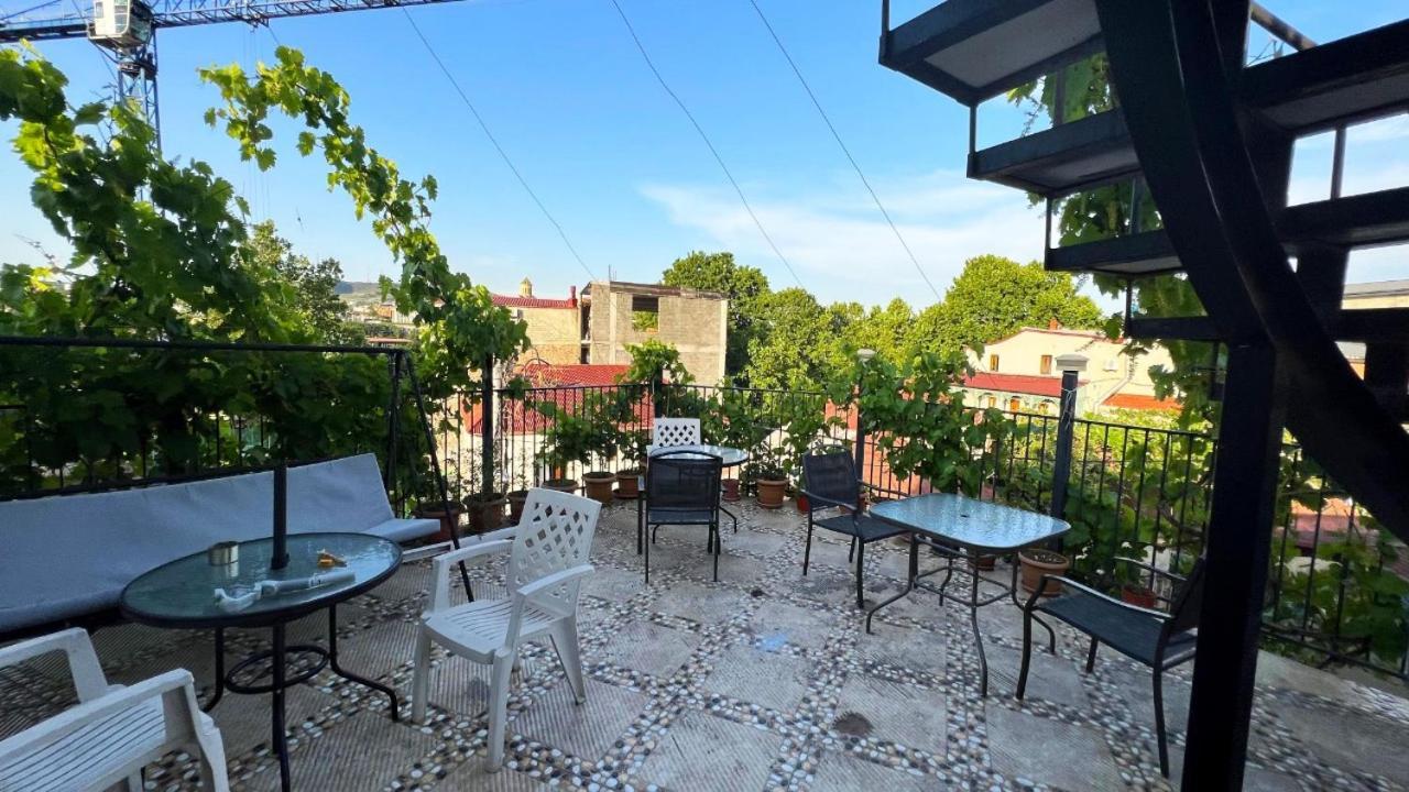 Hotel Lika Tbilisi Ngoại thất bức ảnh